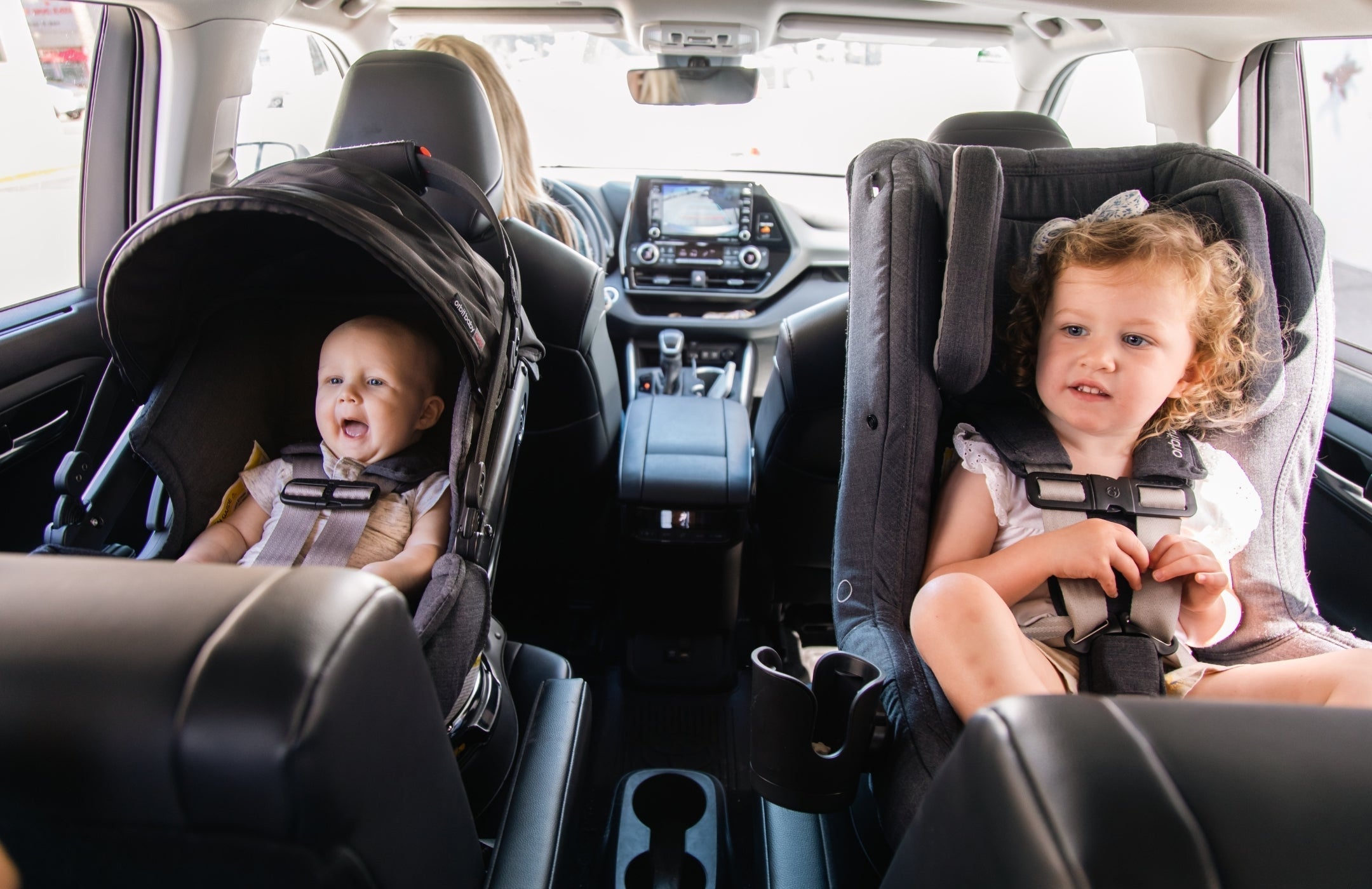 Baby's Weight & Car Seats: When Is It Safe to Face Forward?