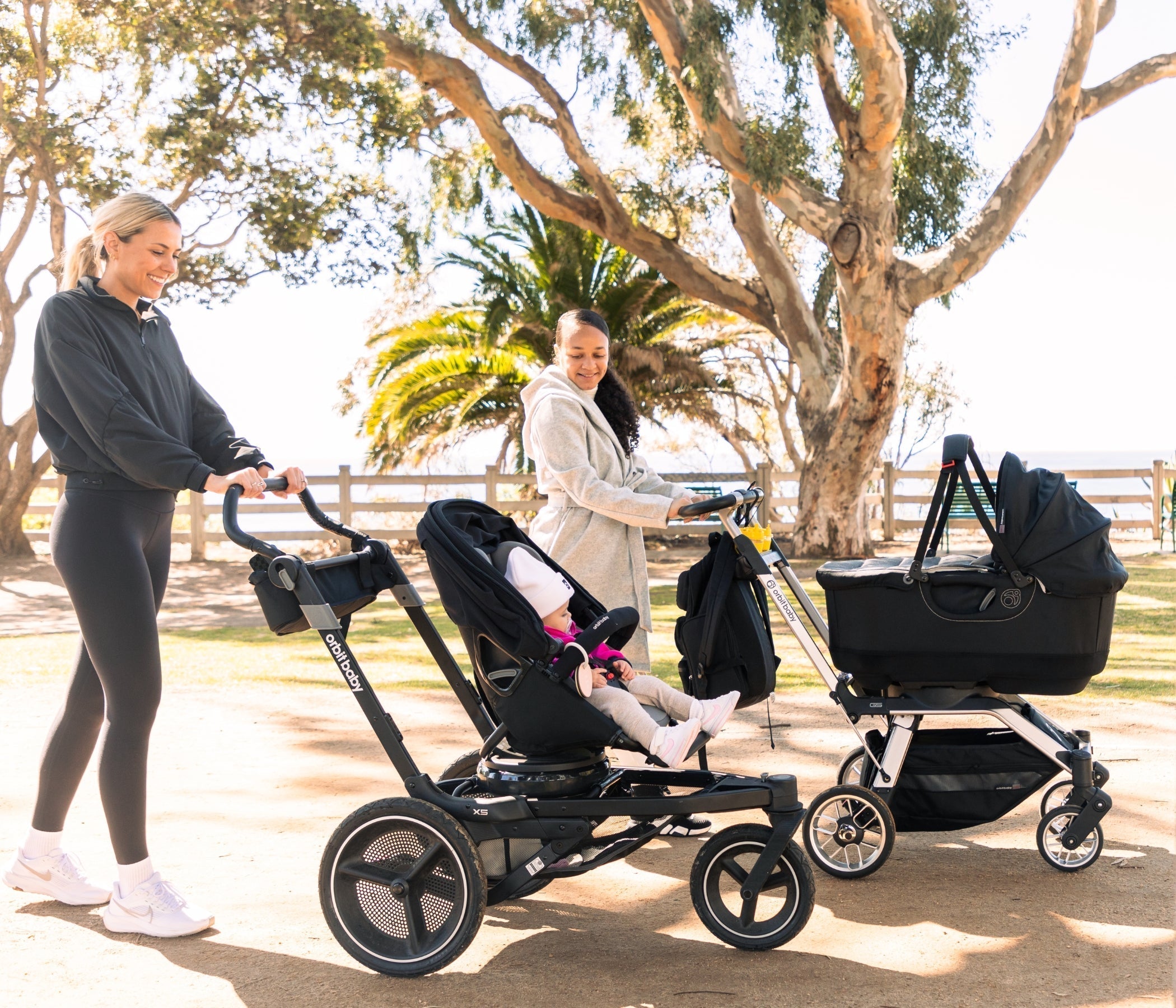 3 Wheel Stroller vs 4 Wheel Stroller: Which is Best For You? (Pros and Cons)