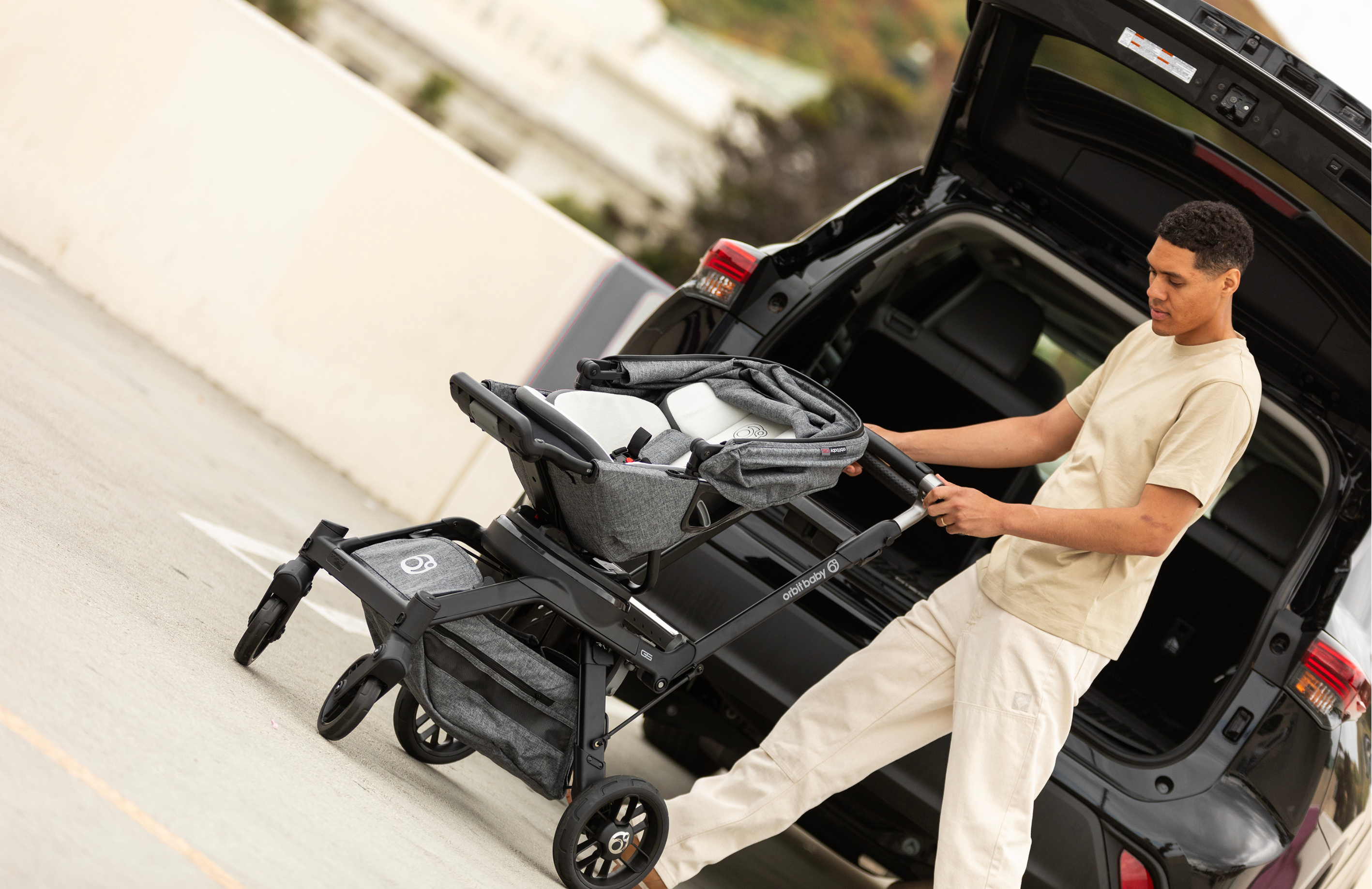 When Can Babies Sit in Stroller? Readiness Signs to Look For
