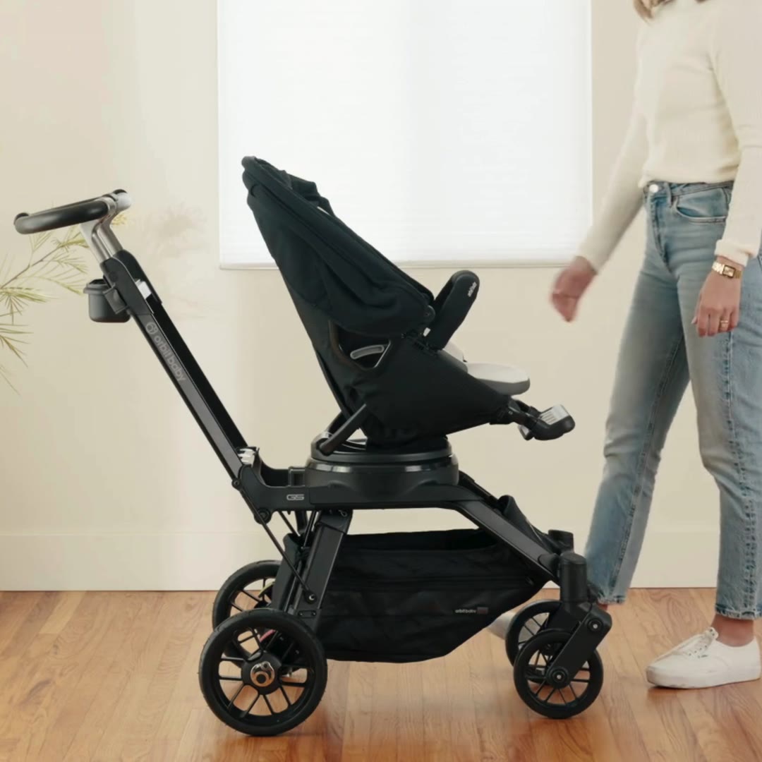 Orbit Baby Stroller Seat docked on the G5 Stroller SmartHub